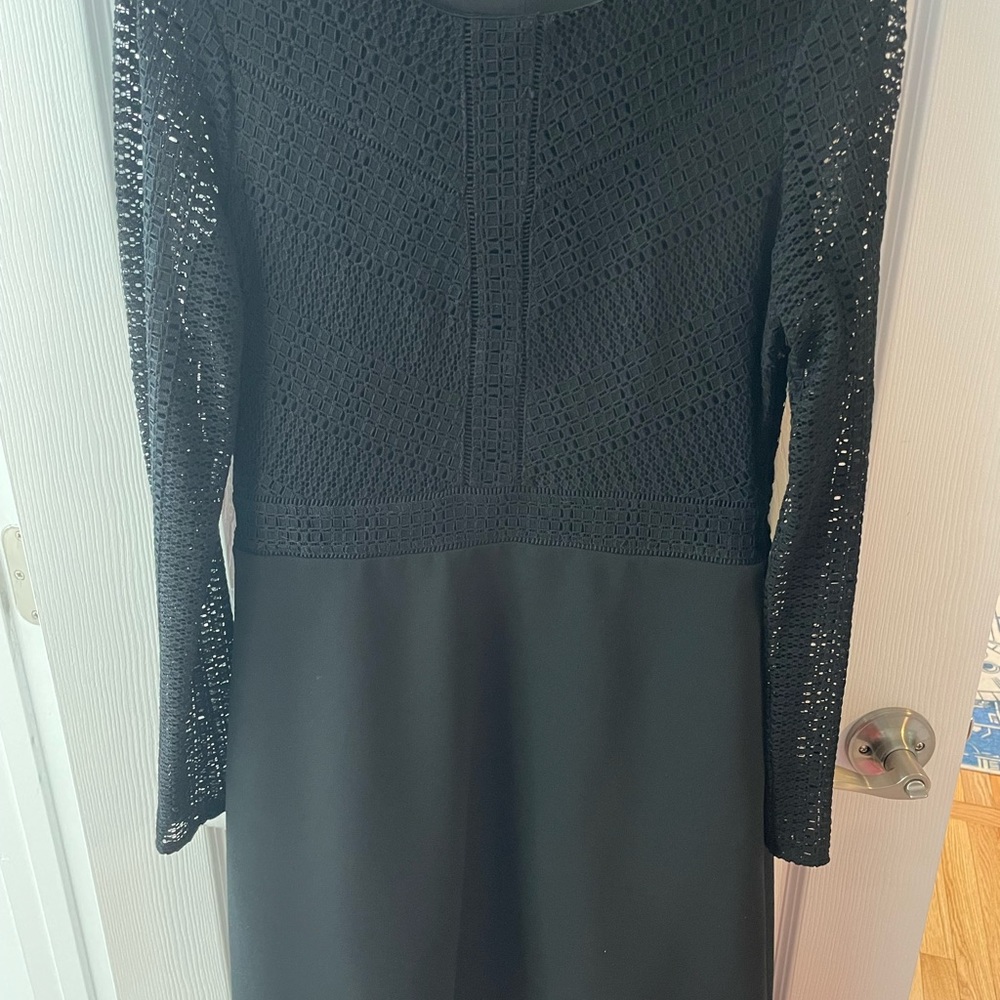 Black, banana republic dress, size 6 - with pockets, like new.